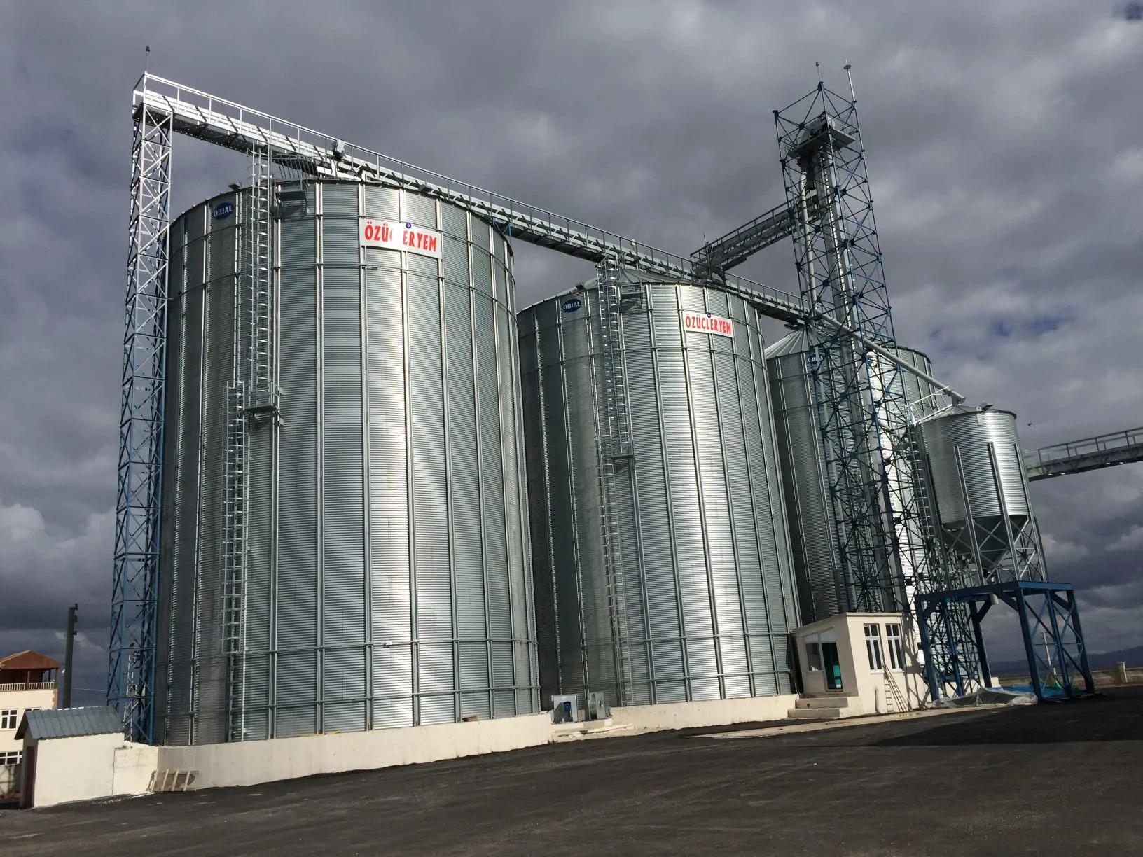 DÜZ TABAN SİLO 20 ÇEMBER 18 KAT